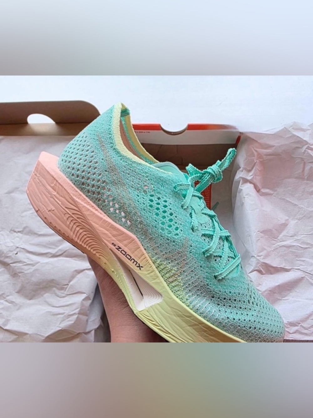Nike ZoomX 💅 Vaporfly Next% 3 Flyknit Mint Foam-Sail Women’s Sz 8 8.5 HQ3505-379 - Picture 3 of 8